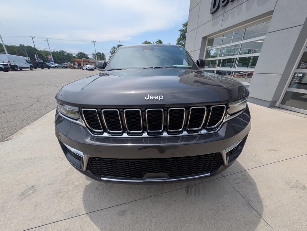used 2024 Jeep Grand Cherokee car, priced at $40,000