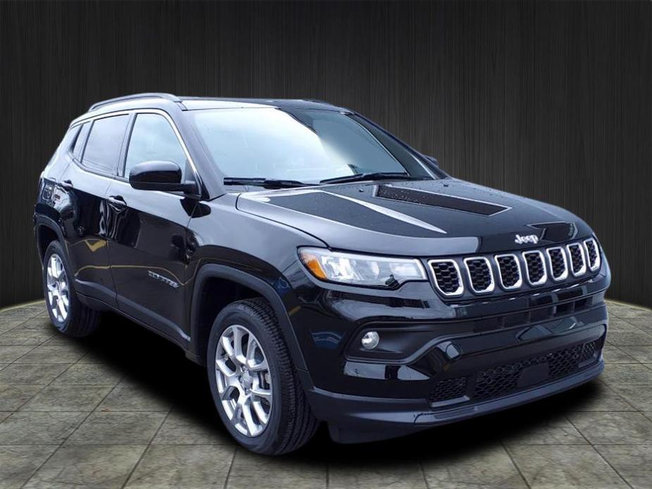 new 2024 Jeep Compass car, priced at $30,085