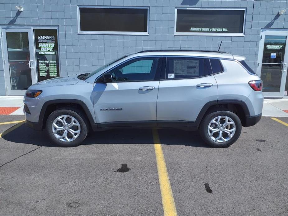 new 2024 Jeep Compass car, priced at $33,035