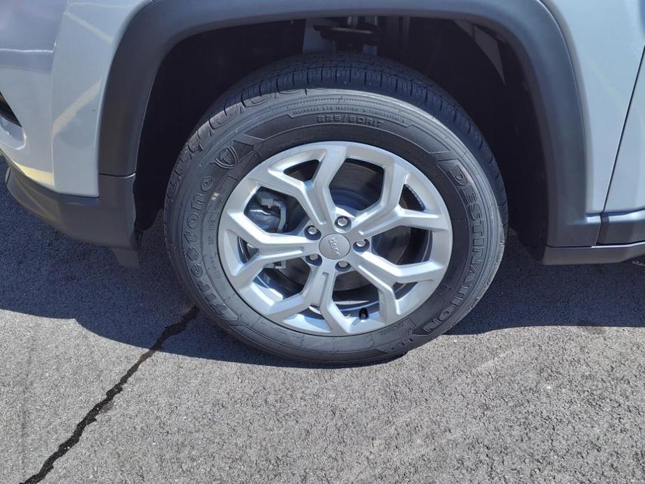 new 2024 Jeep Compass car, priced at $33,035