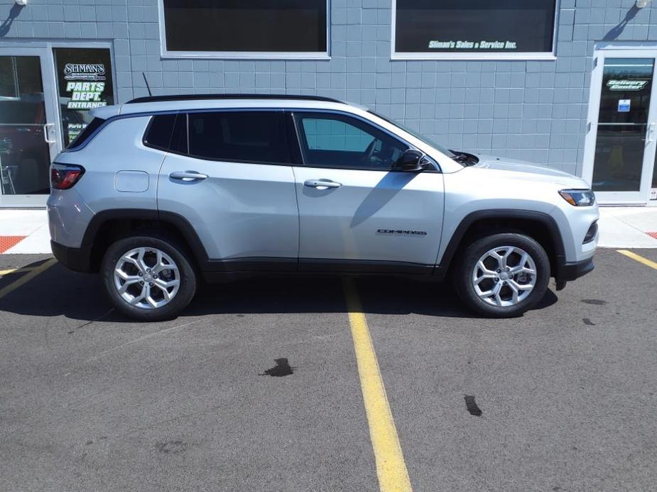 new 2024 Jeep Compass car, priced at $33,035