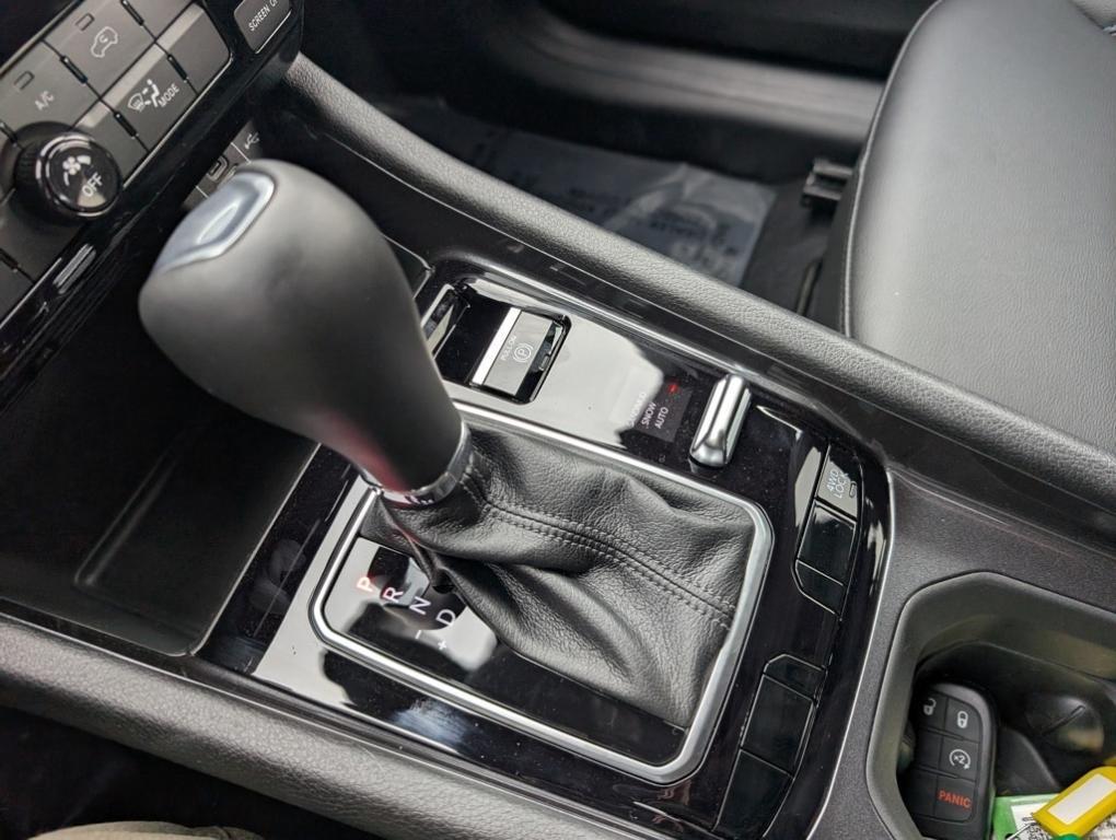 new 2025 Jeep Compass car, priced at $25,343