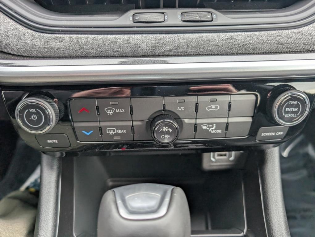 new 2025 Jeep Compass car, priced at $25,343