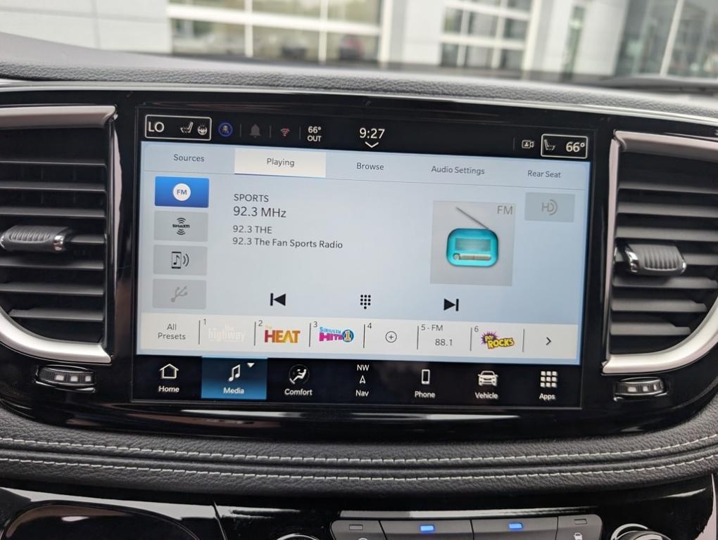 new 2025 Chrysler Pacifica car, priced at $47,188