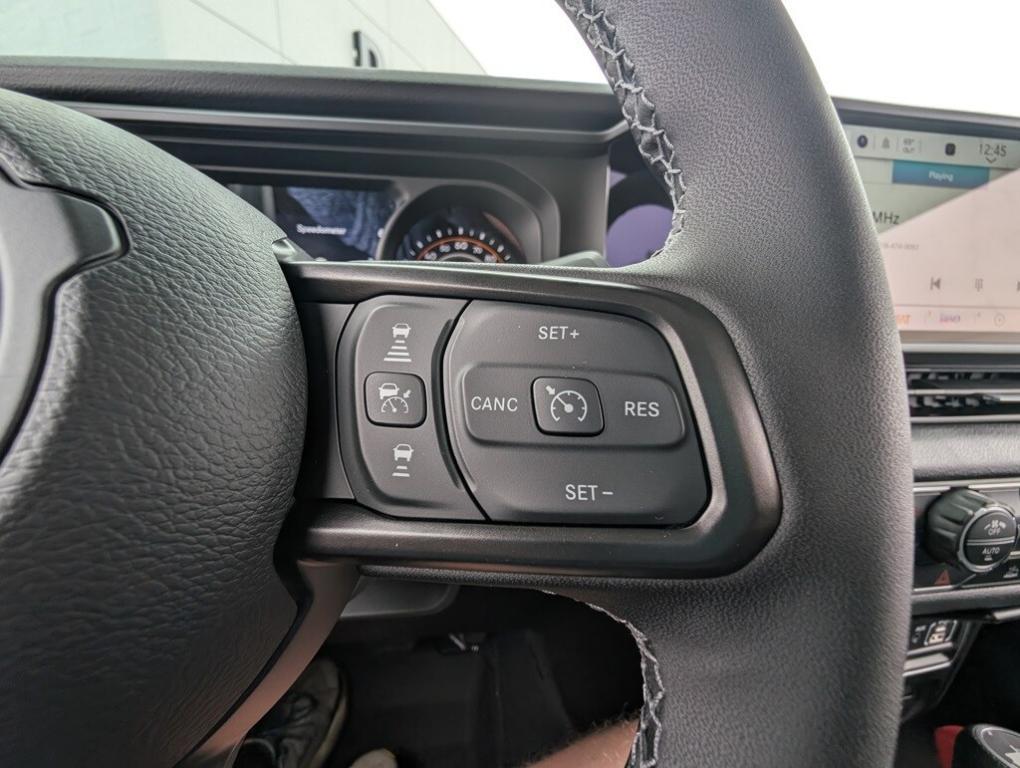 new 2025 Jeep Wrangler car, priced at $47,219