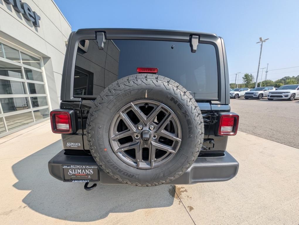 new 2025 Jeep Wrangler car, priced at $45,845