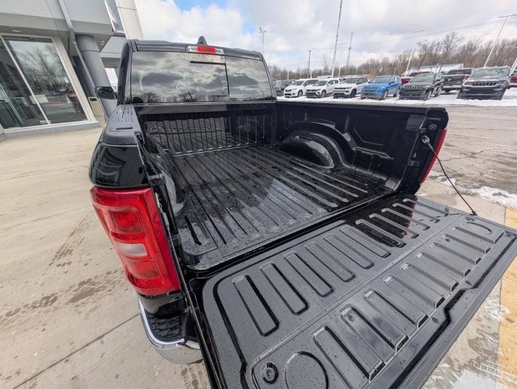 new 2025 Ram 1500 car, priced at $47,925