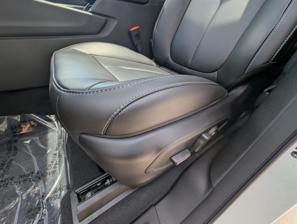 new 2025 Jeep Grand Cherokee L car, priced at $49,273