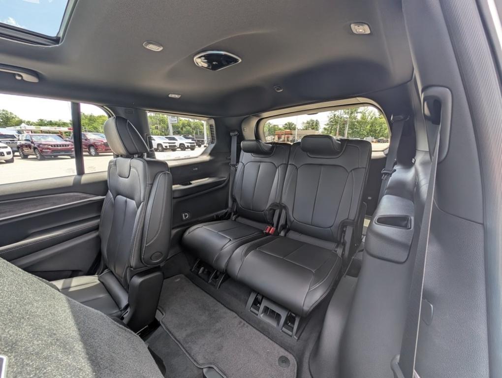 new 2025 Jeep Grand Cherokee L car, priced at $49,273