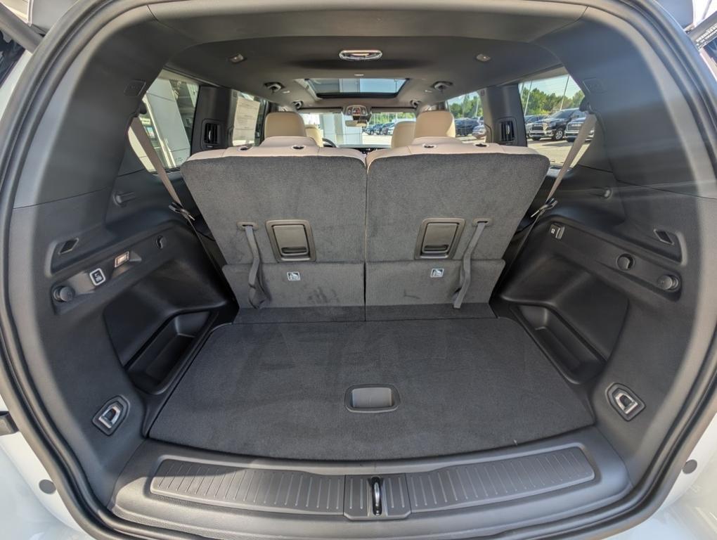 new 2025 Jeep Grand Cherokee L car, priced at $46,943