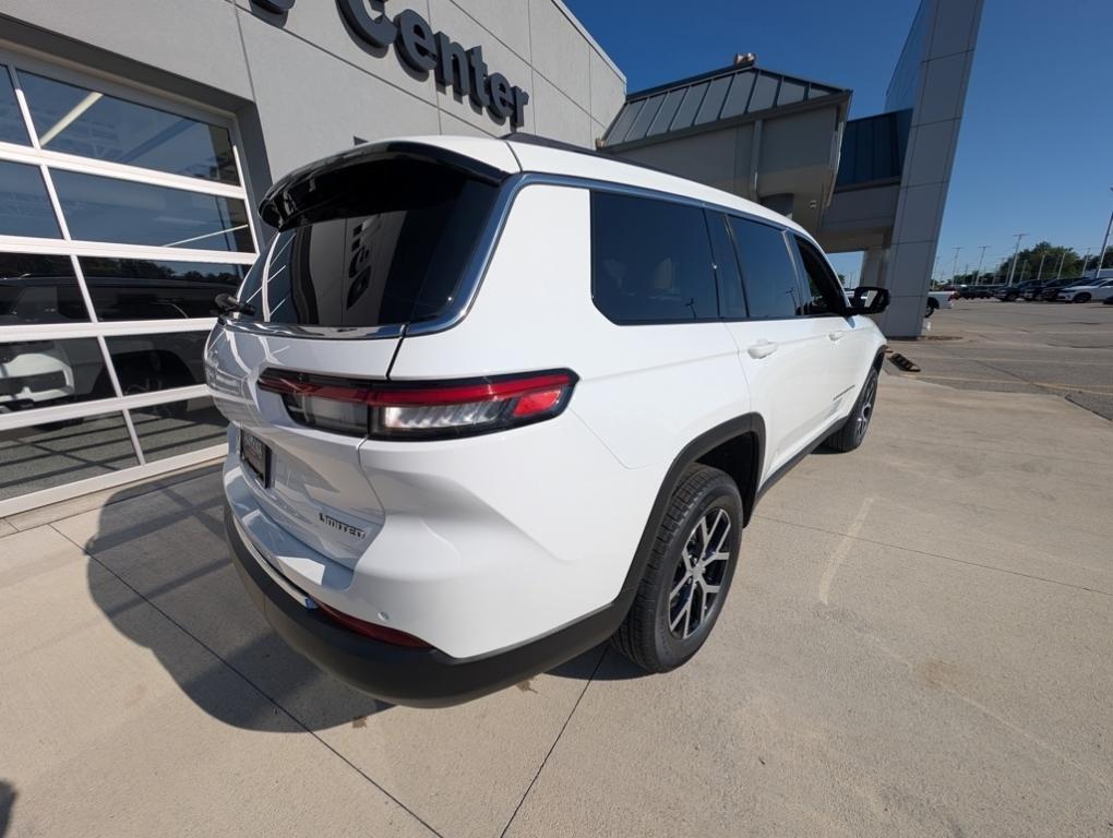 new 2025 Jeep Grand Cherokee L car, priced at $46,943