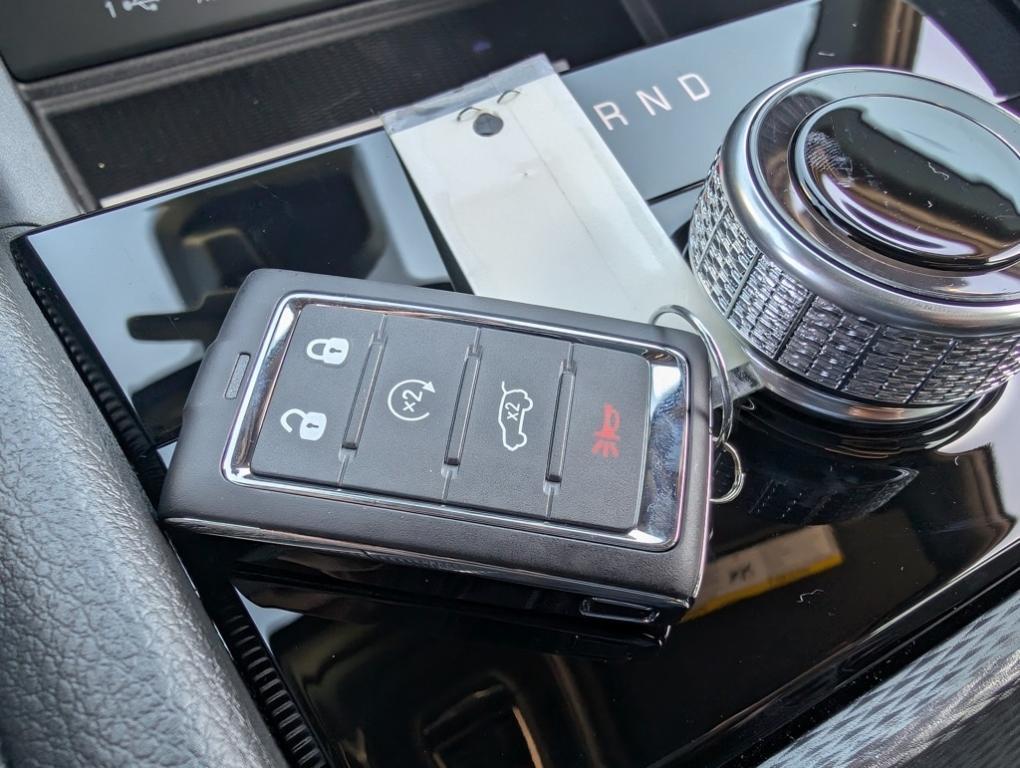 new 2025 Jeep Grand Cherokee L car, priced at $42,230