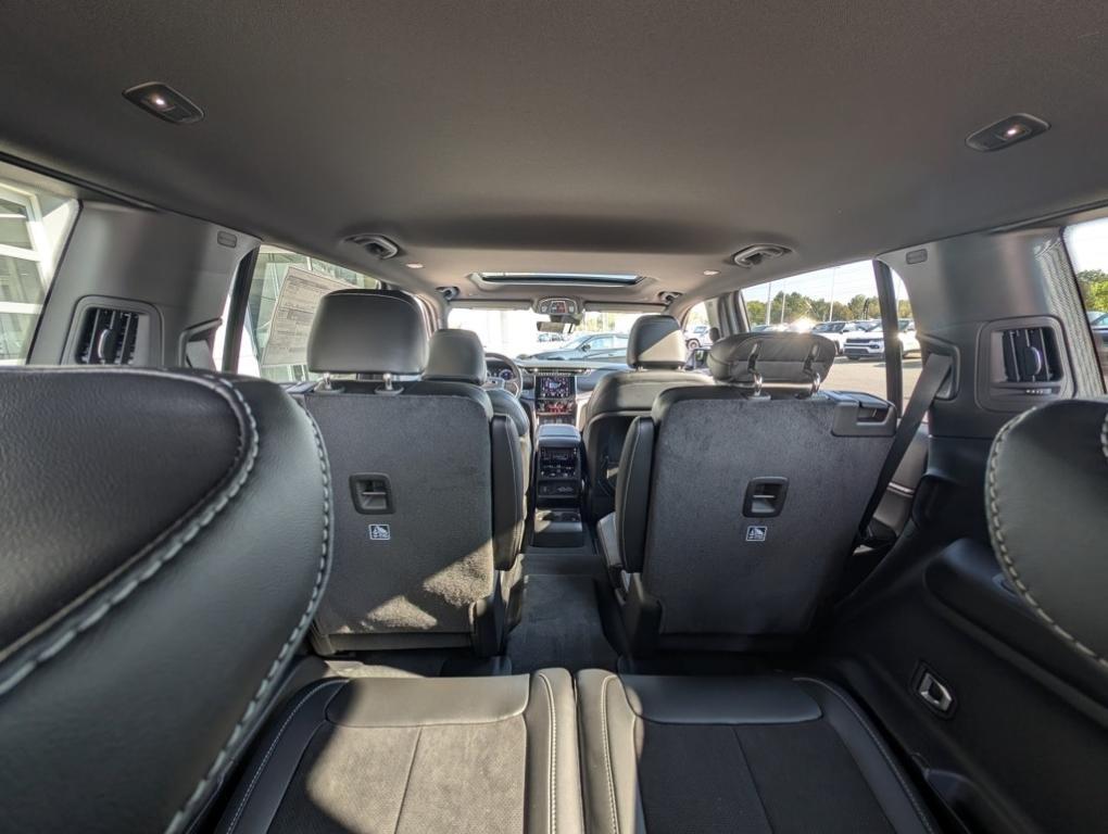 new 2025 Jeep Grand Cherokee L car, priced at $42,230