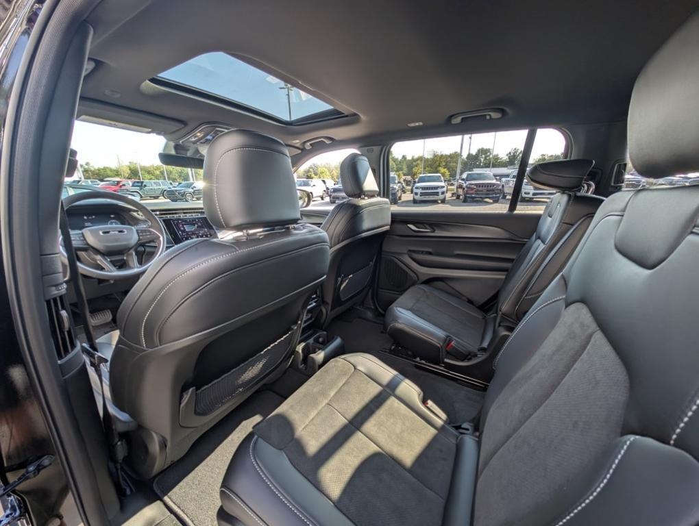 new 2025 Jeep Grand Cherokee L car, priced at $42,230