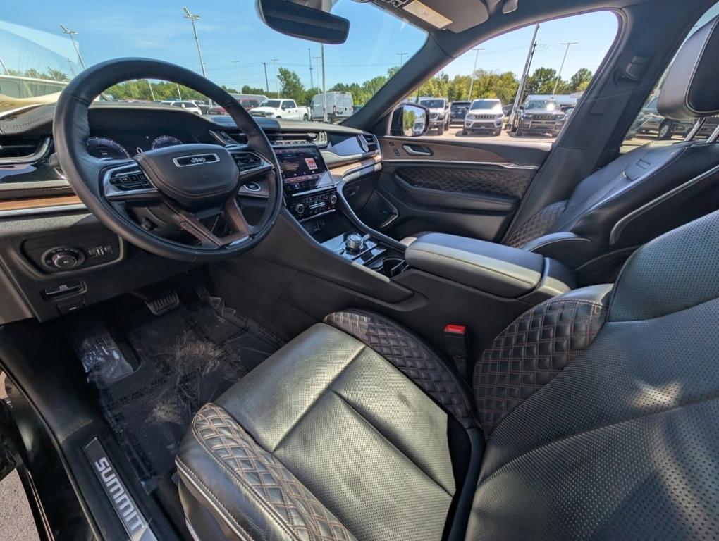 used 2022 Jeep Grand Cherokee car, priced at $38,800