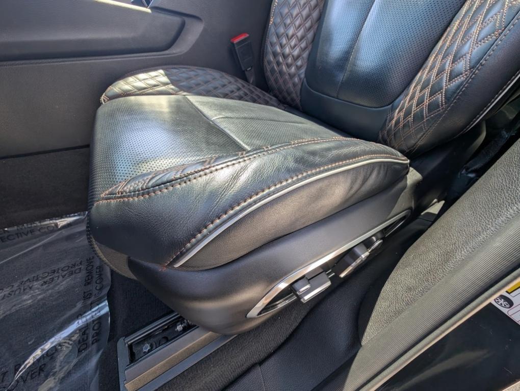 used 2022 Jeep Grand Cherokee car, priced at $38,800