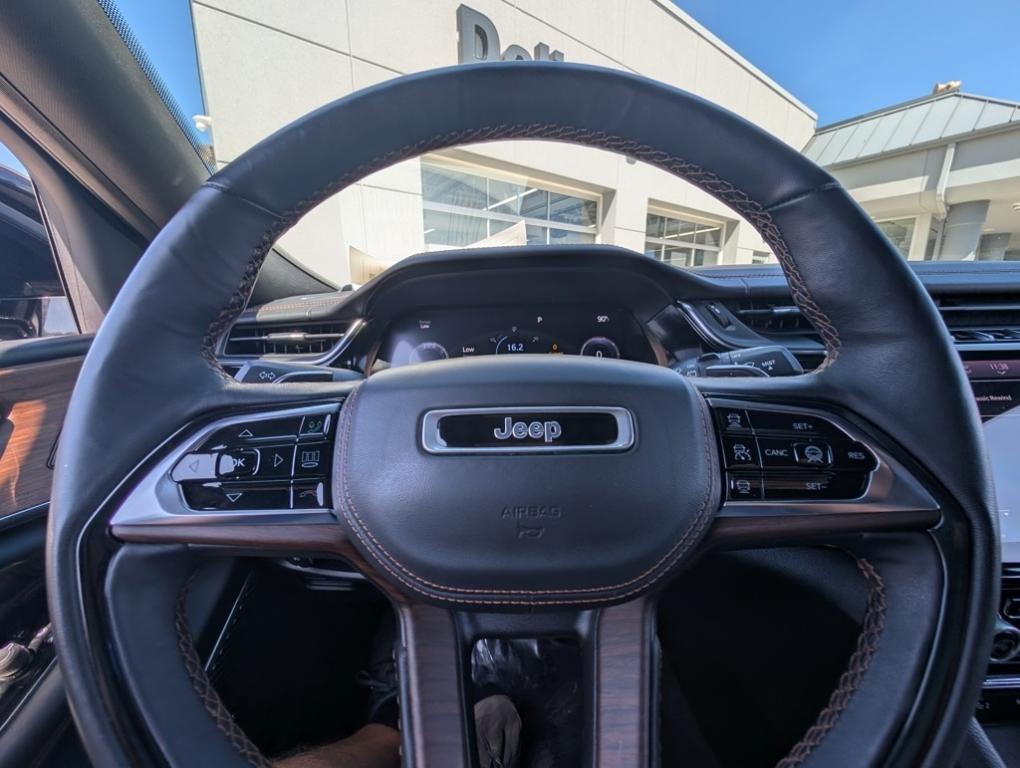 used 2022 Jeep Grand Cherokee car, priced at $38,800