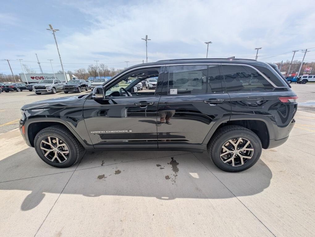 new 2025 Jeep Grand Cherokee car, priced at $46,505
