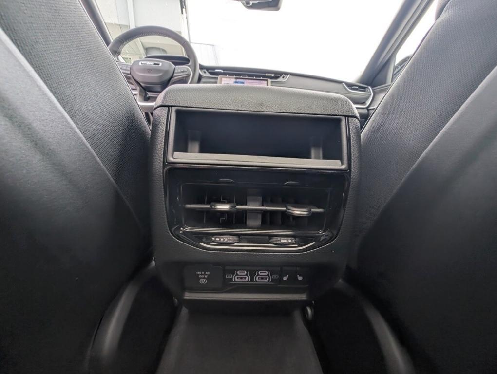 new 2025 Jeep Grand Cherokee car, priced at $49,140