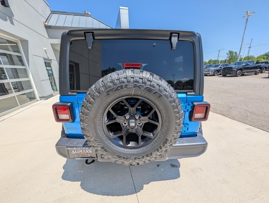 new 2025 Jeep Wrangler car, priced at $47,728