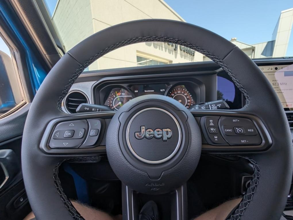 new 2025 Jeep Wrangler car, priced at $47,728