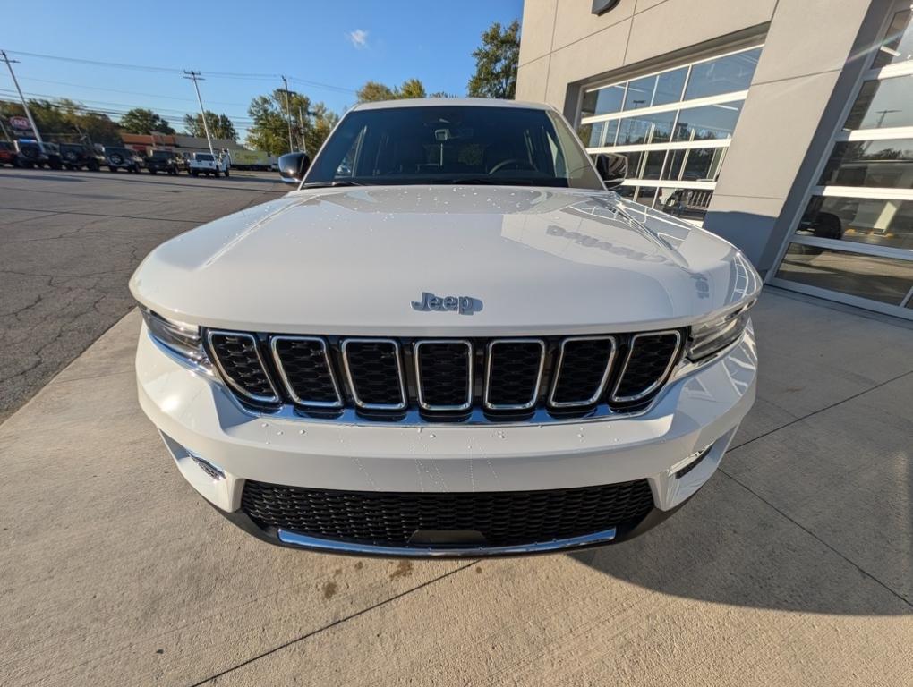 new 2025 Jeep Grand Cherokee car, priced at $47,165