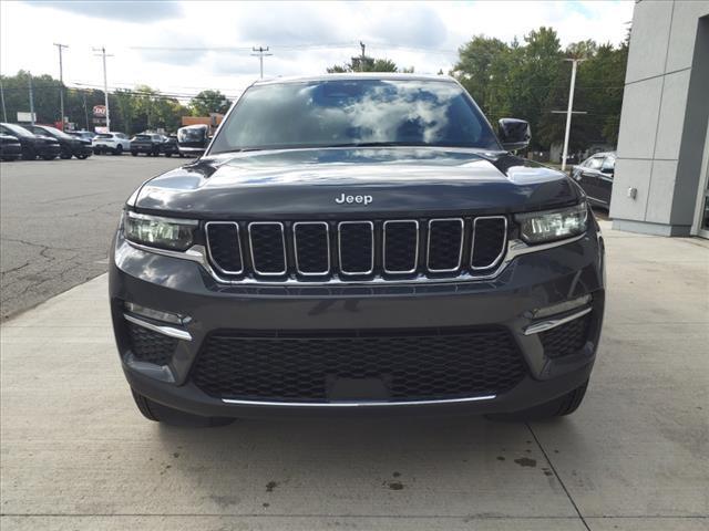 new 2025 Jeep Grand Cherokee car, priced at $43,810