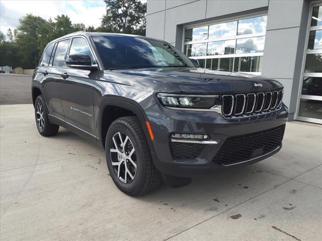 new 2025 Jeep Grand Cherokee car, priced at $43,810