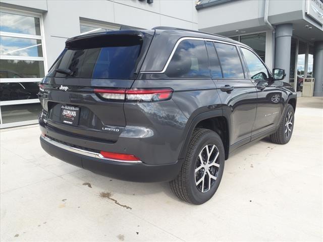 new 2025 Jeep Grand Cherokee car, priced at $43,810