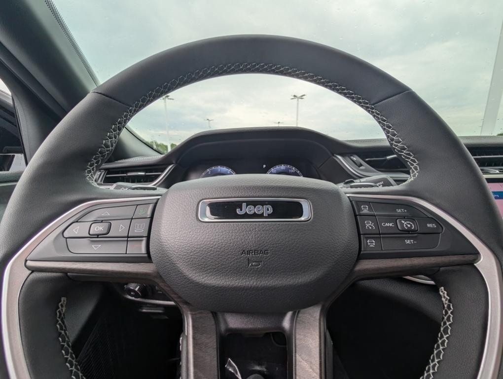 new 2025 Jeep Grand Cherokee L car, priced at $49,783
