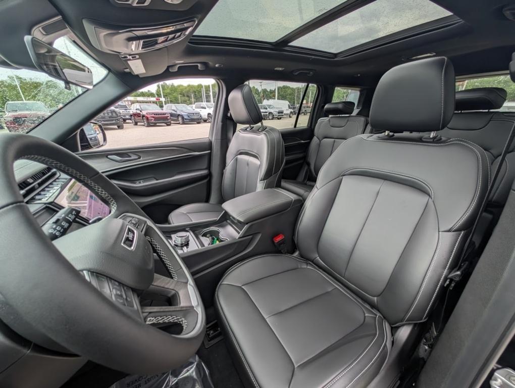 new 2025 Jeep Grand Cherokee L car, priced at $49,783