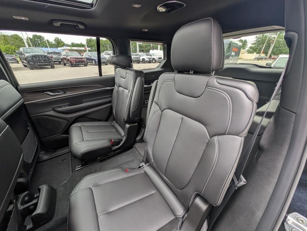 new 2025 Jeep Grand Cherokee L car, priced at $49,783