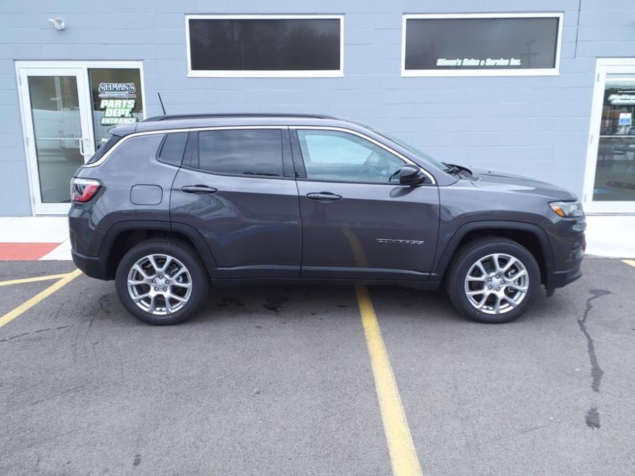 new 2024 Jeep Compass car, priced at $29,585