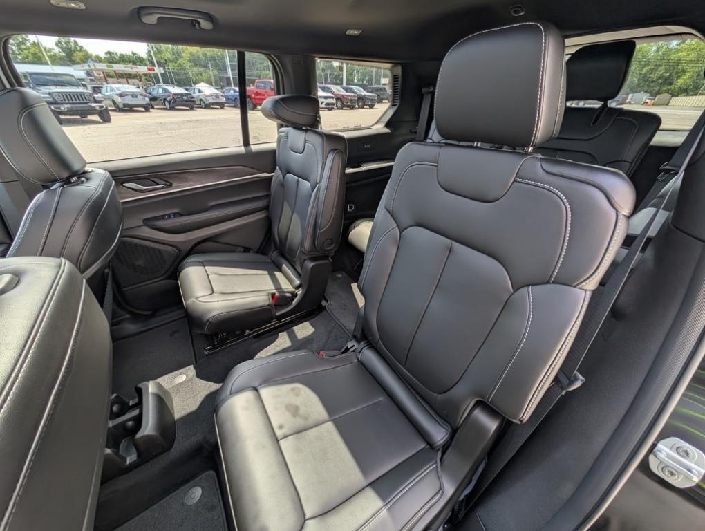 new 2025 Jeep Grand Cherokee L car, priced at $43,110