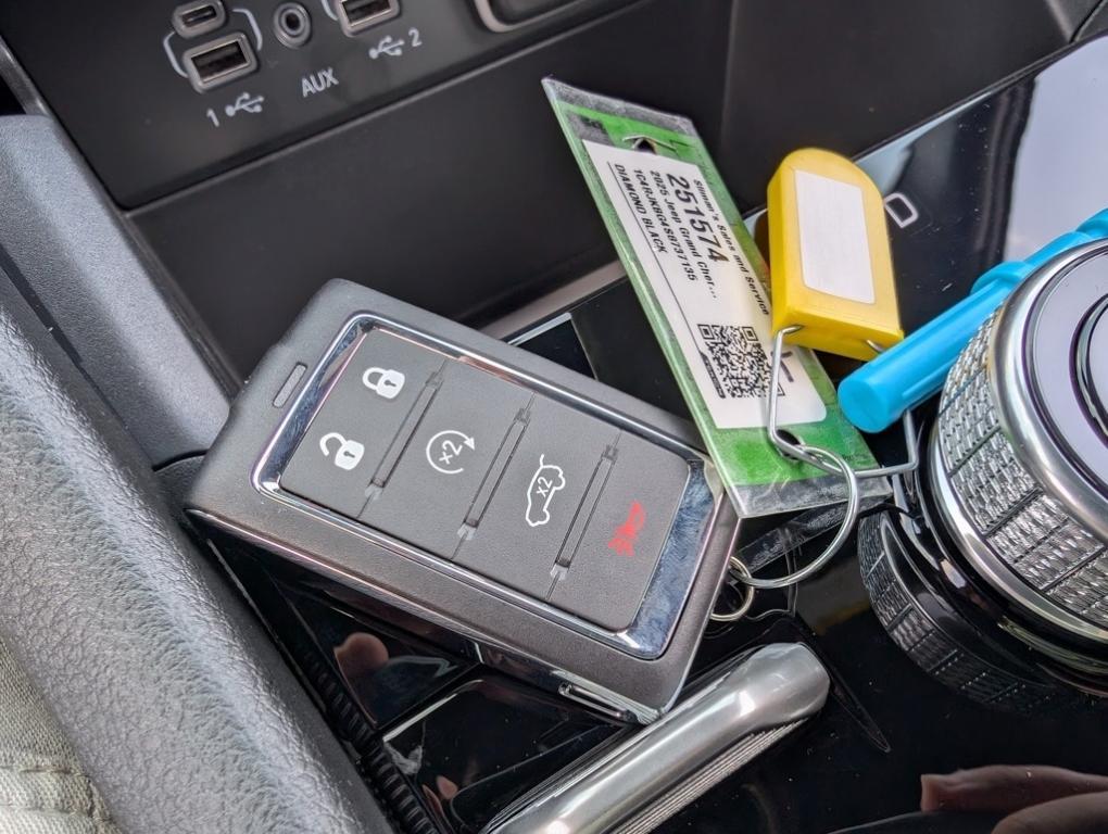 new 2025 Jeep Grand Cherokee L car, priced at $43,110