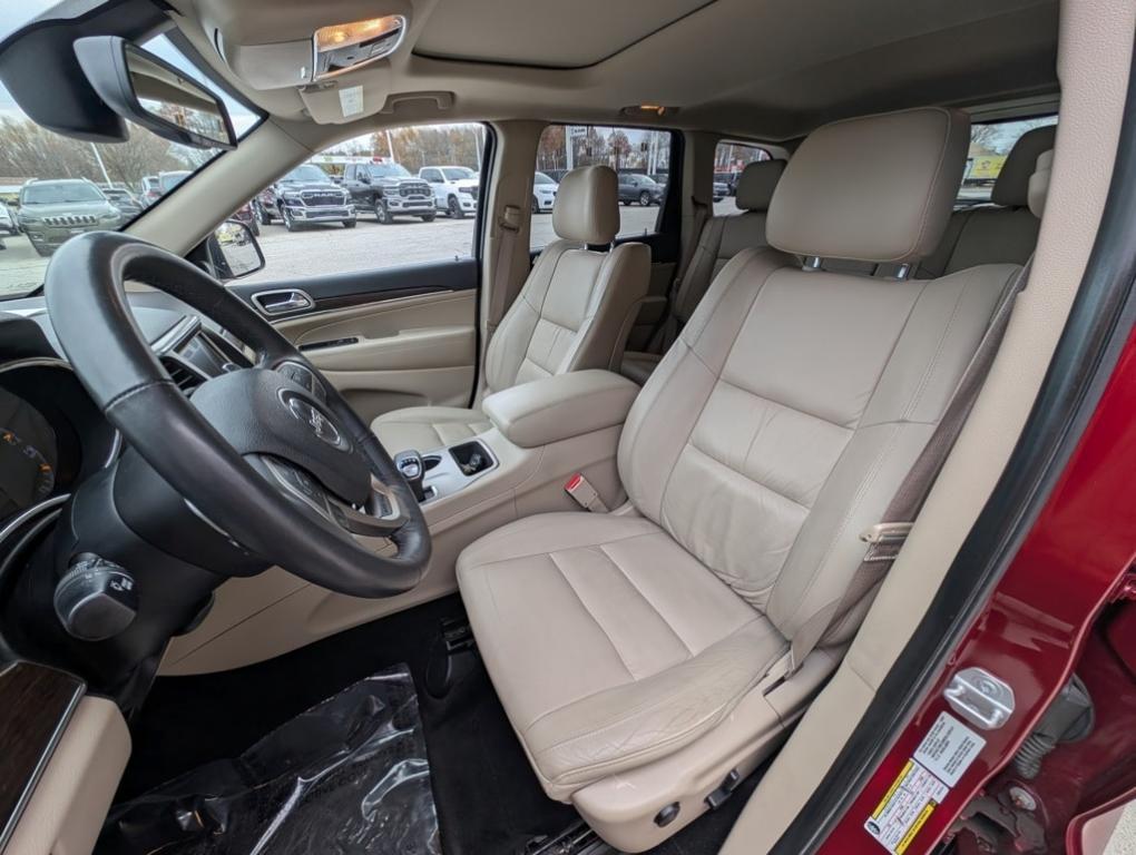 used 2015 Jeep Grand Cherokee car, priced at $12,291