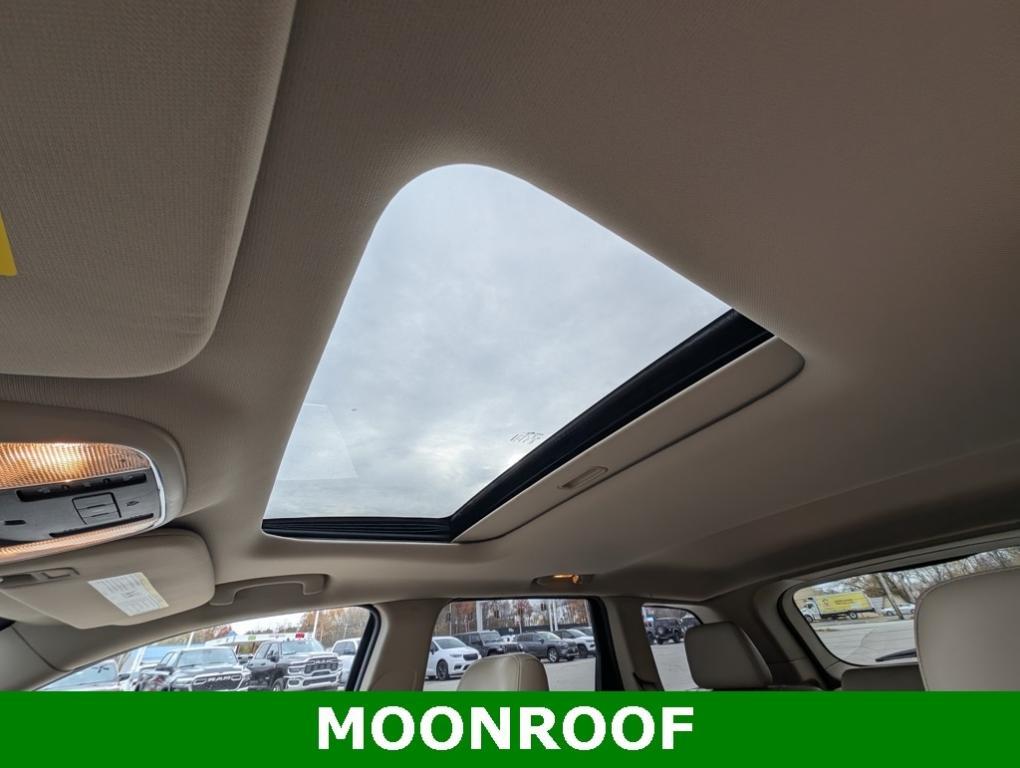 used 2015 Jeep Grand Cherokee car, priced at $12,291