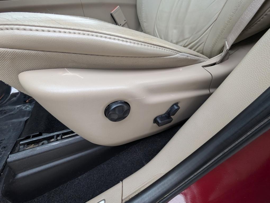 used 2015 Jeep Grand Cherokee car, priced at $12,291