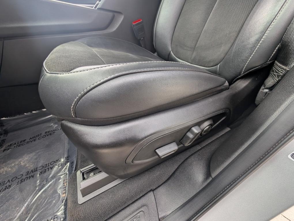 used 2022 Jeep Grand Cherokee car, priced at $32,911