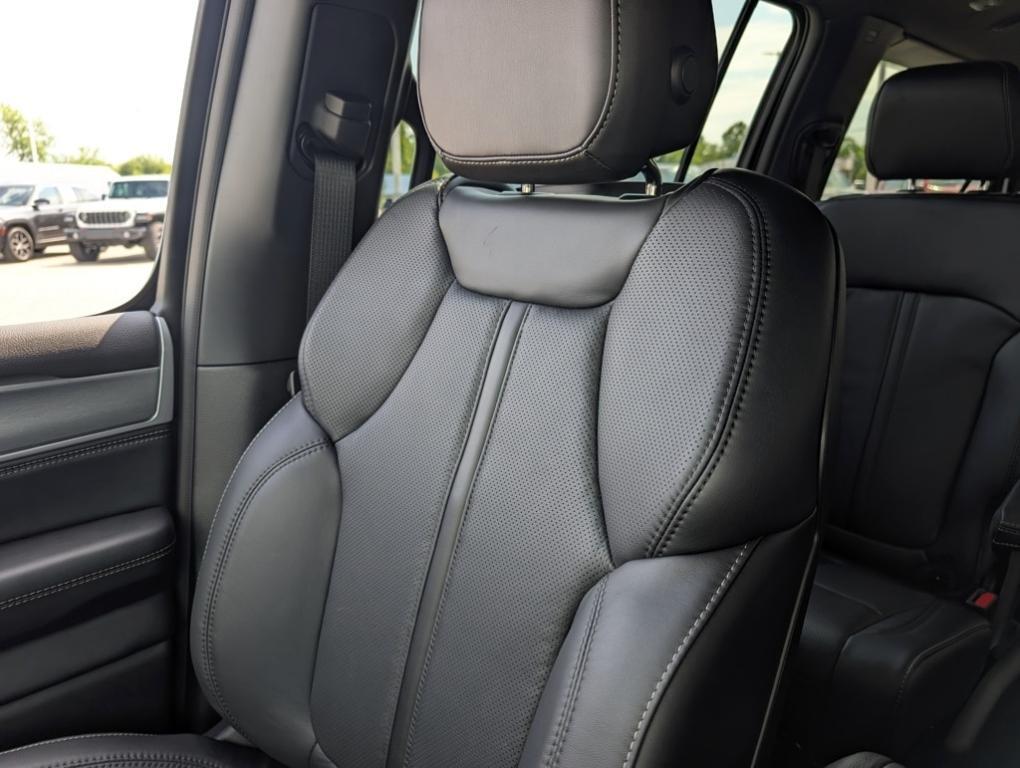 new 2025 Jeep Wagoneer L car, priced at $79,425
