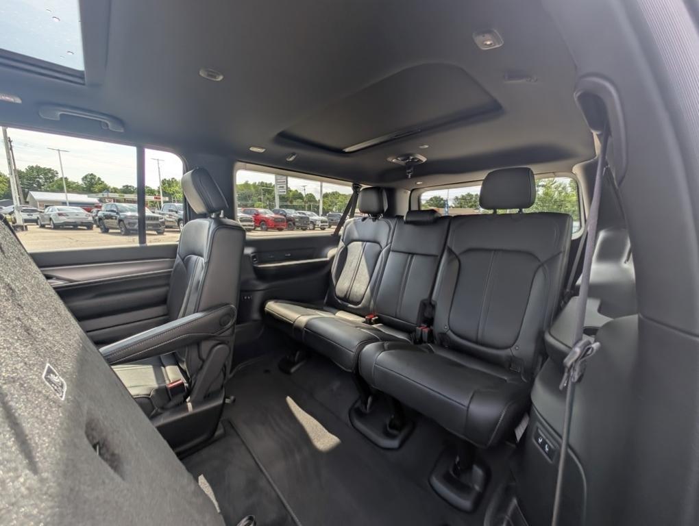 new 2025 Jeep Wagoneer L car, priced at $79,425