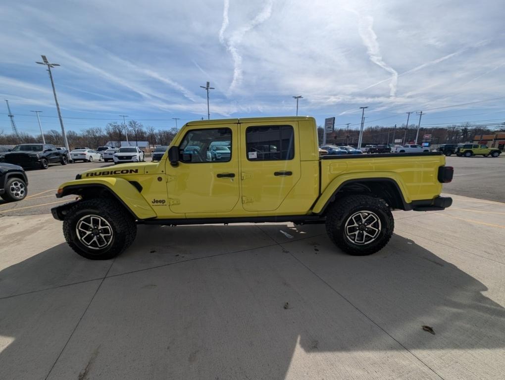 used 2024 Jeep Gladiator car, priced at $47,400