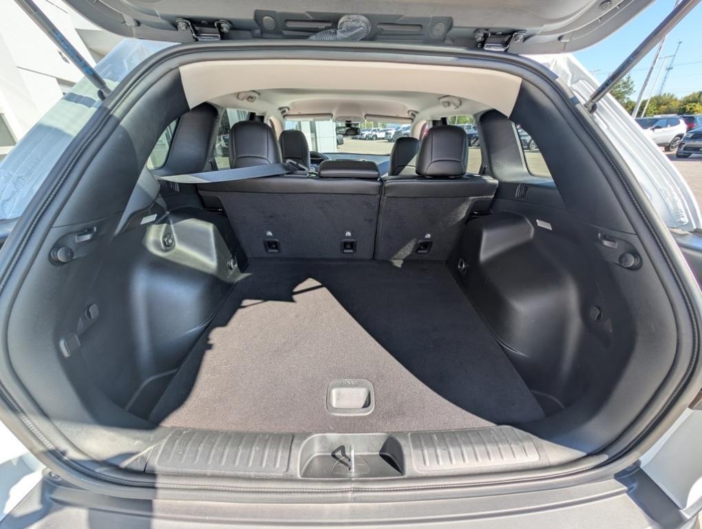 used 2022 Jeep Cherokee car, priced at $25,591