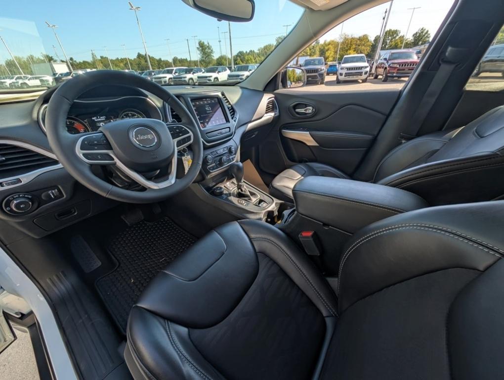 used 2022 Jeep Cherokee car, priced at $25,591