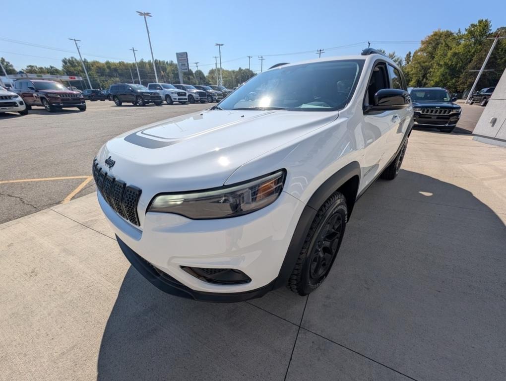 used 2022 Jeep Cherokee car, priced at $25,591