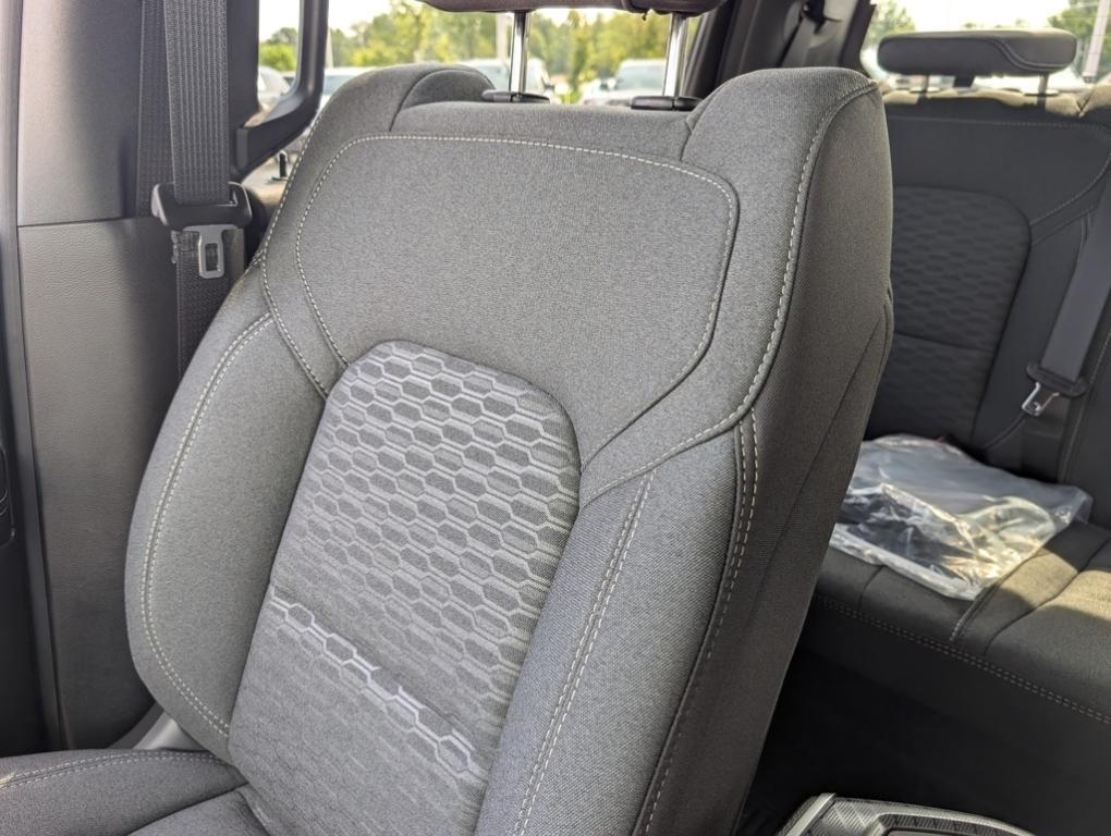 new 2025 Ram 1500 car, priced at $44,575