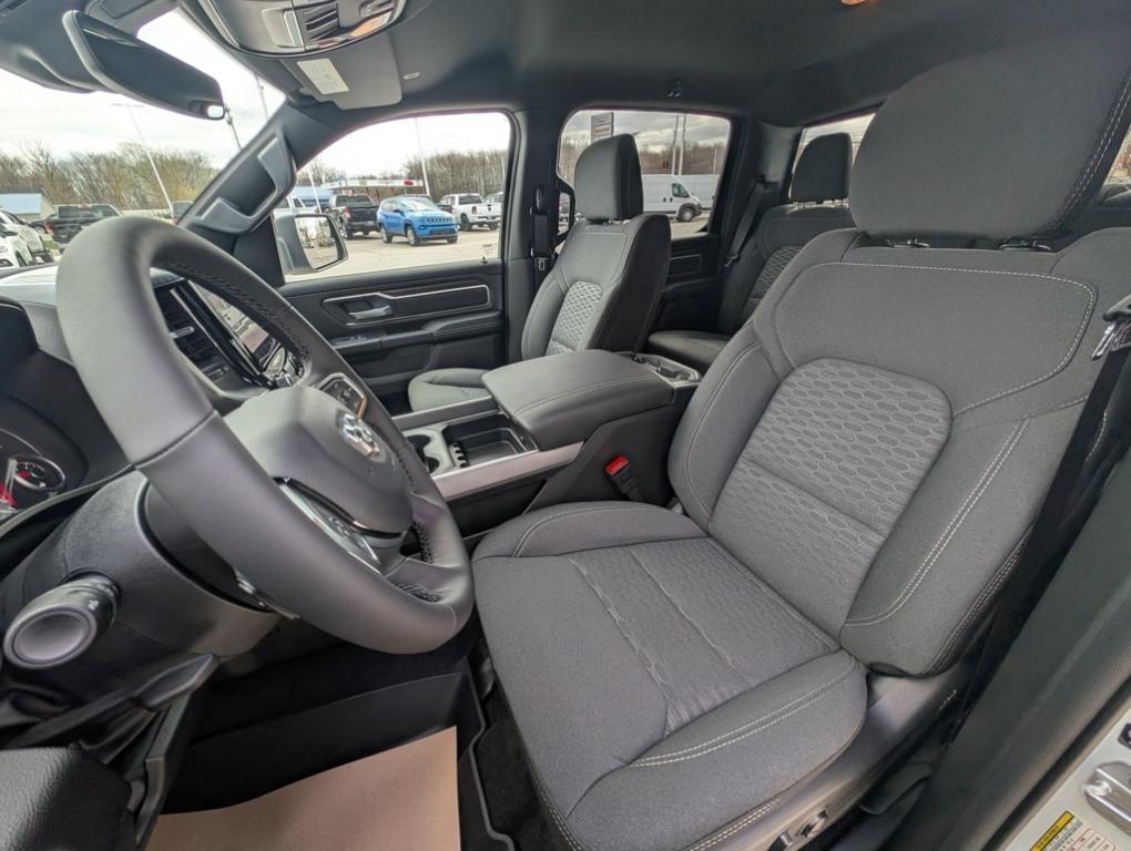 new 2025 Ram 1500 car, priced at $46,877