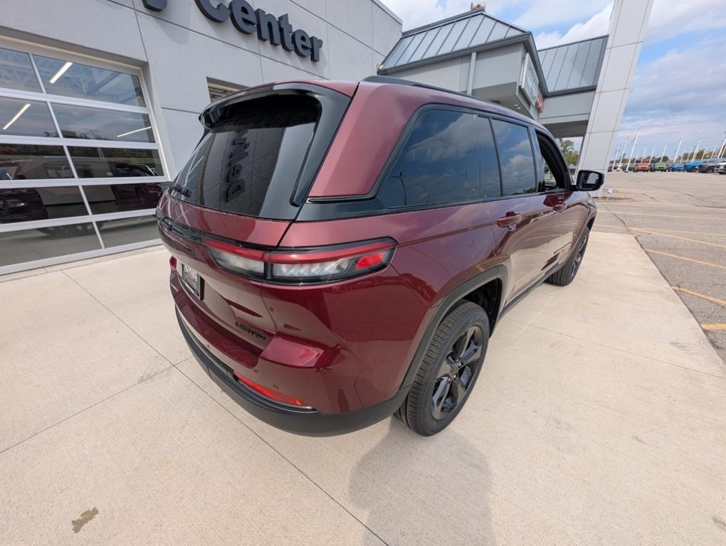 new 2025 Jeep Grand Cherokee car, priced at $46,735