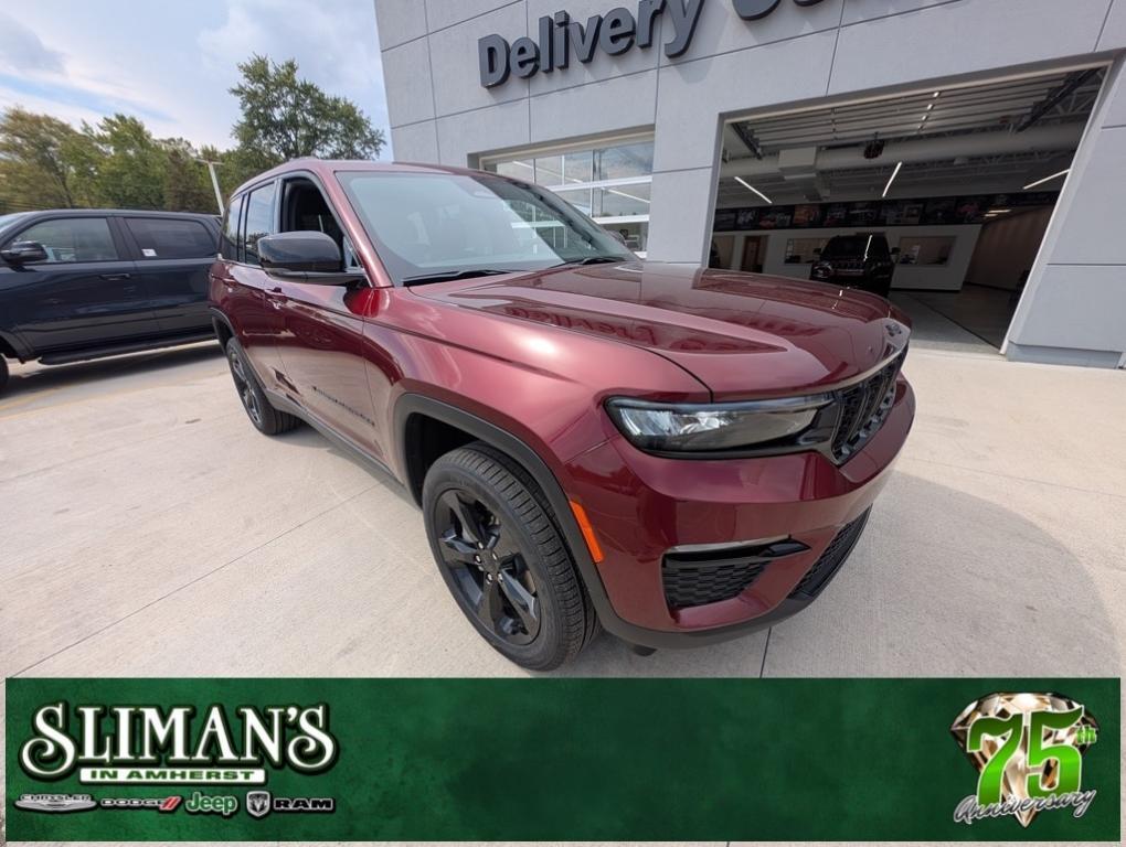 new 2025 Jeep Grand Cherokee car, priced at $46,735