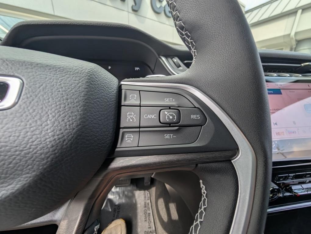 new 2025 Jeep Grand Cherokee car, priced at $46,735